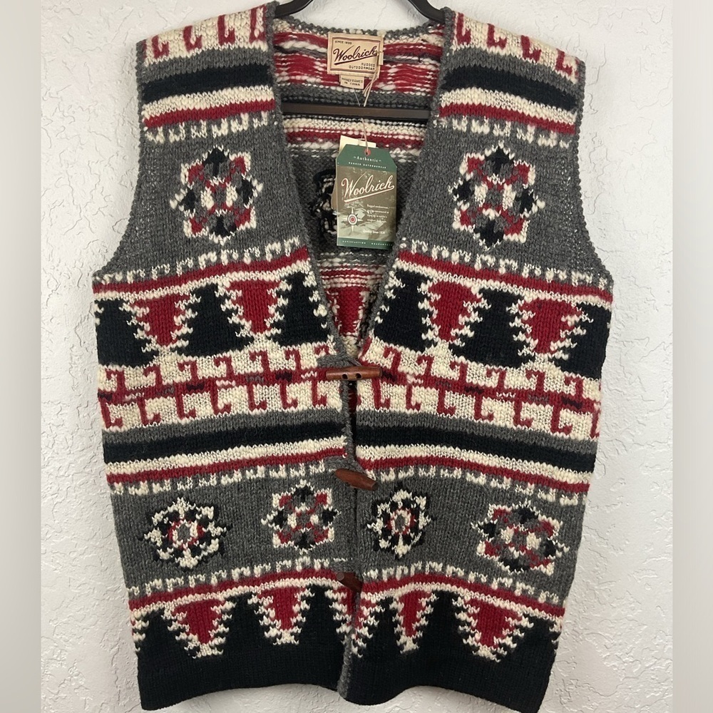Women’s Woolrich Gray Red Black Wool Toggle Button Vest NWT Size Large